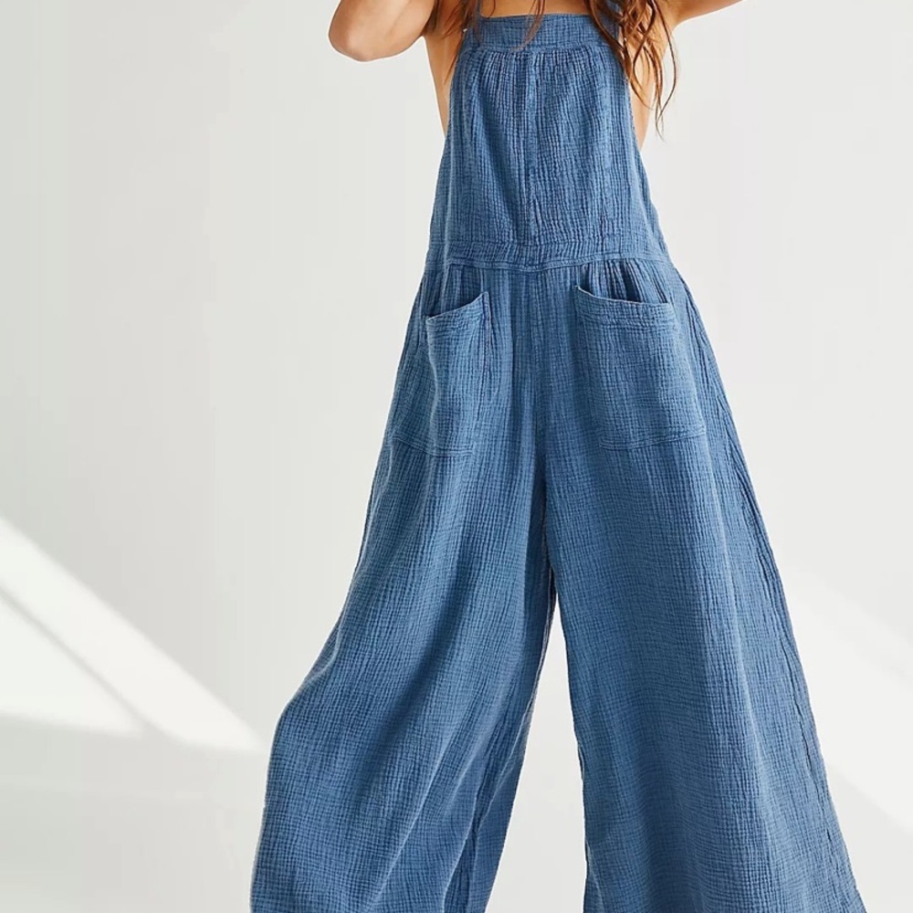 Free People Cyprus Overalls BLUE size small